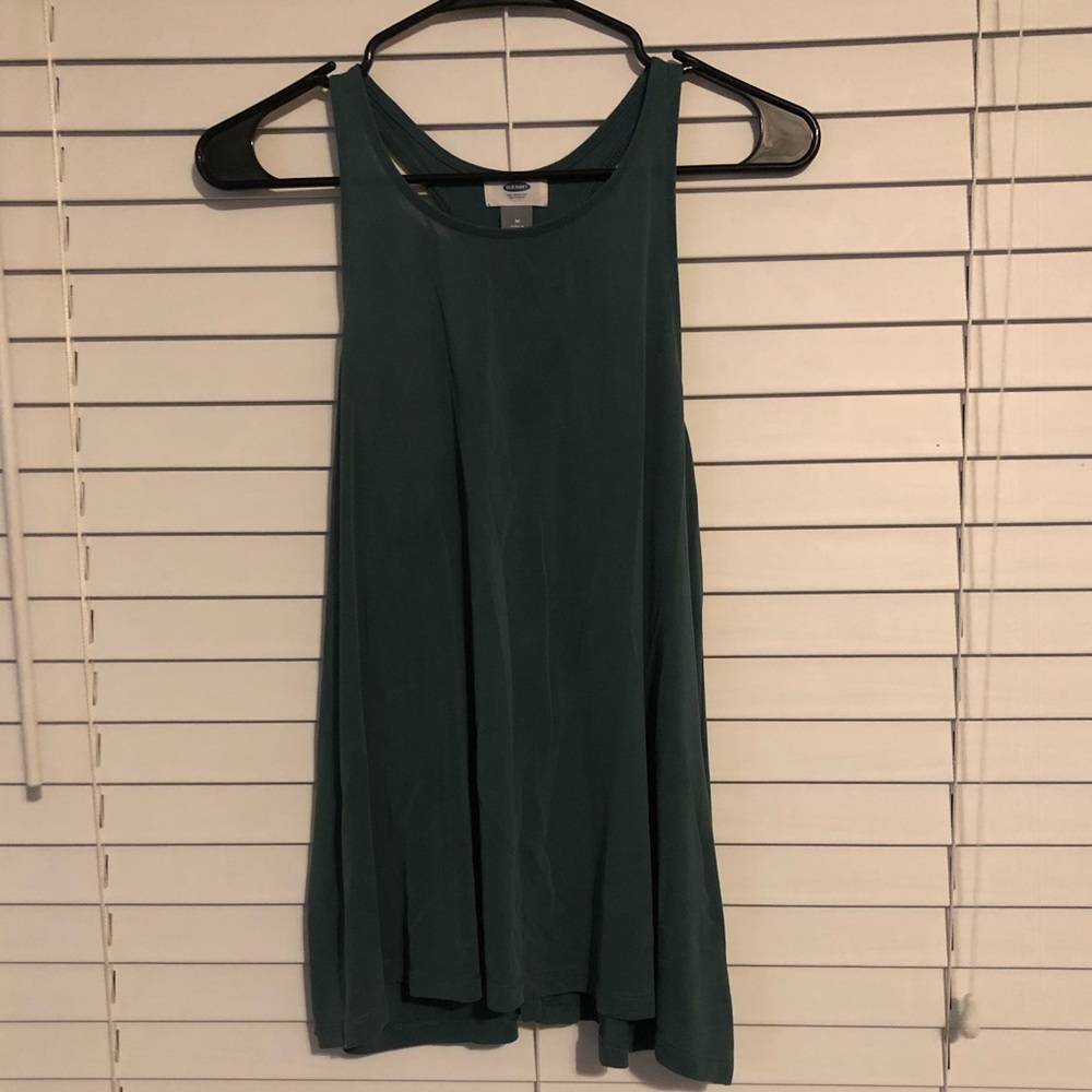 Women’s flowy tank